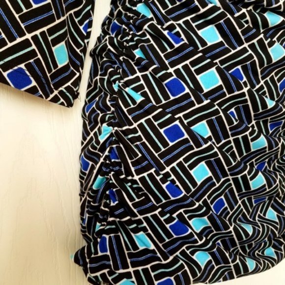 Jennifer Lopez Knot-Front Ruched Top size Medium - Picture 6 of 7